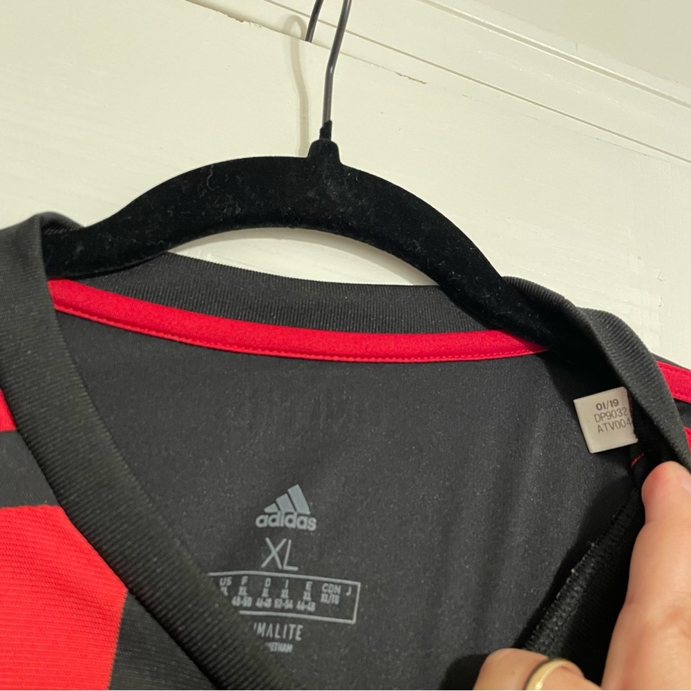 Women Atlanta United 2019 Home Kit - XL - Picture 2 of 2